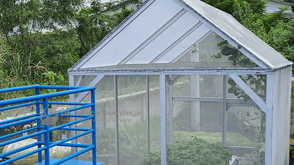 Green-House-sumber-otput-IPAL-.png salah satu bentuk penerapan prinsip pengolahan limbah ReCycle yaiu pembuatan green house dari air limbah